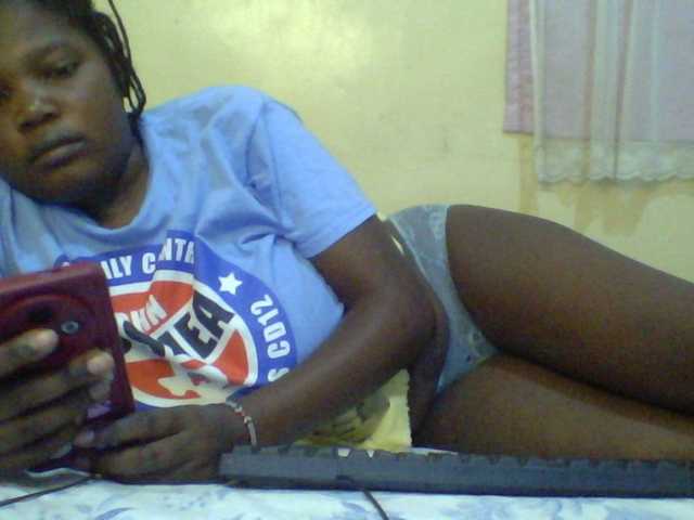 Cute-Divah live cam on BongaCams