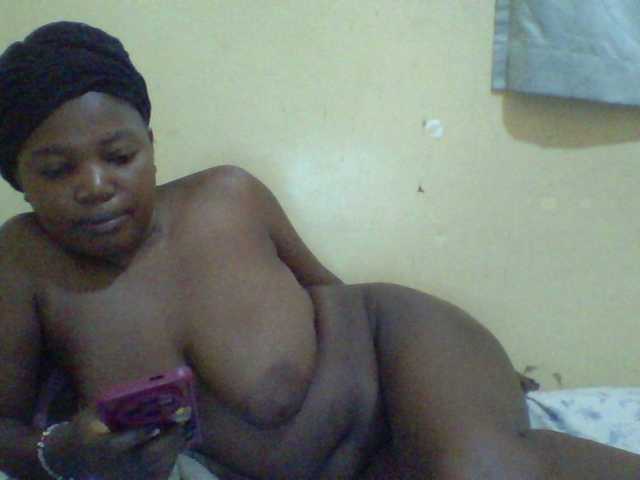 Cute-Divah, en vivo ahora en BongaCams