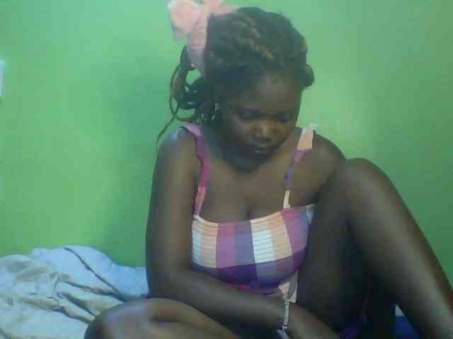 Cute-Divah webcam