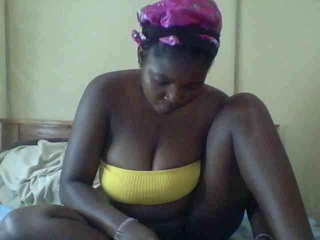 Cute-Divah webcam