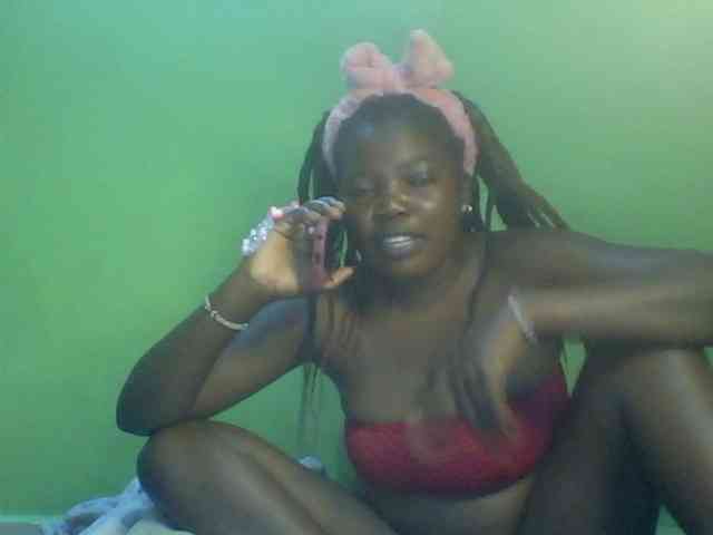 Cute-Divah webcam