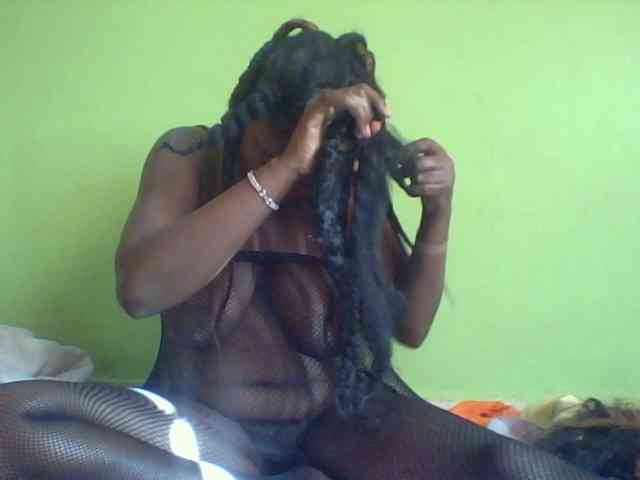 Cute-Divah webcam