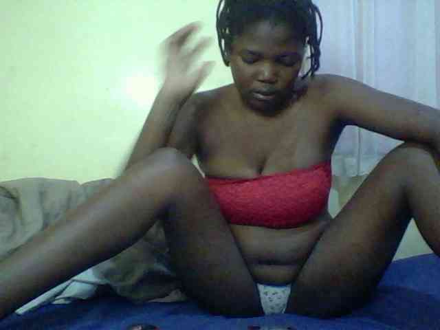 Cute-Divah webcam