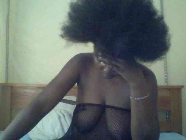 Cute-Divah webcam