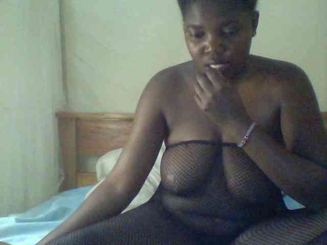Cute-Divah webcam