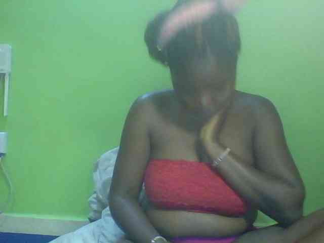 Cute-Divah webcam