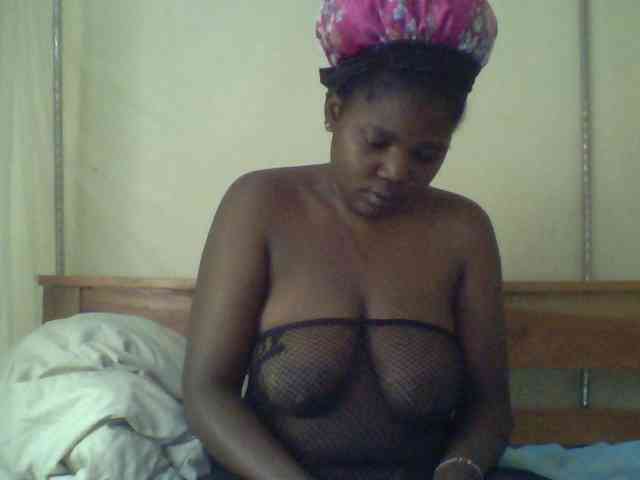 Cute-Divah webcam