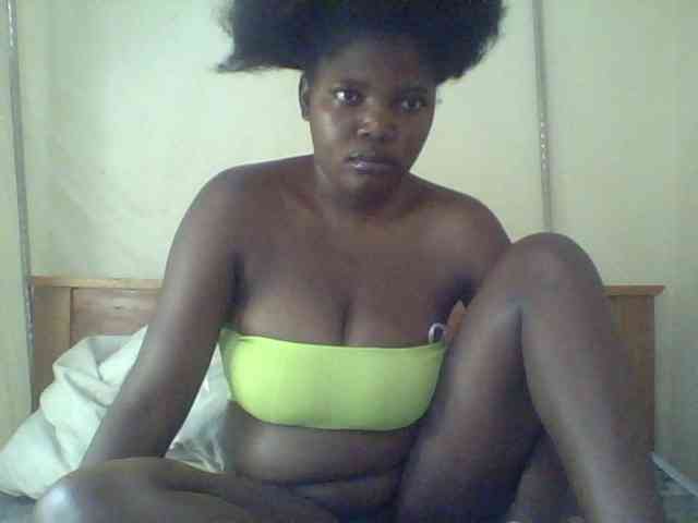 Cute-Divah webcam