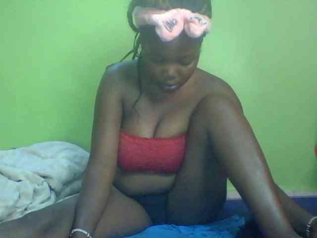Cute-Divah webcam