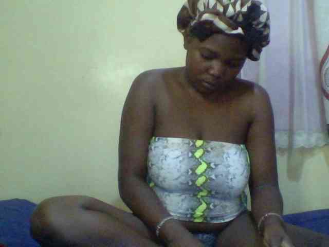 Cute-Divah webcam