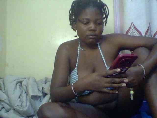 Cute-Divah webcam