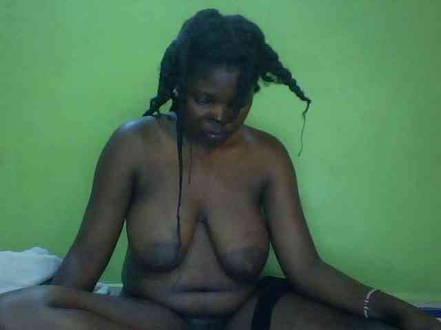 Cute-Divah webcam