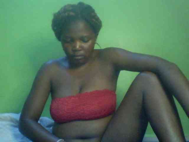Cute-Divah webcam
