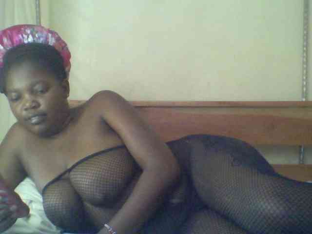 Cute-Divah webcam
