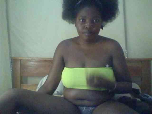 Cute-Divah webcam