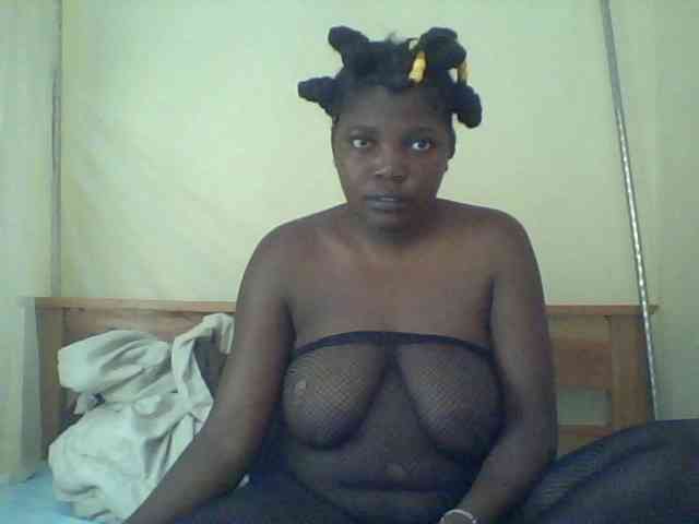 Cute-Divah webcam