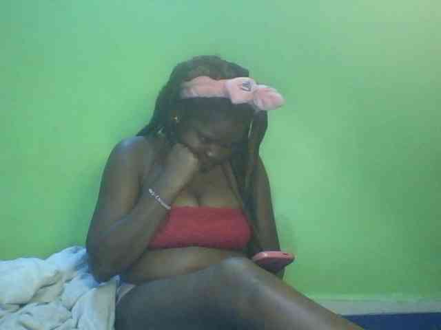 Cute-Divah webcam