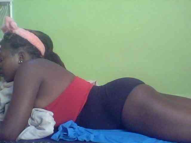 Cute-Divah webcam