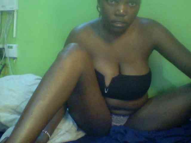 Cute-Divah webcam