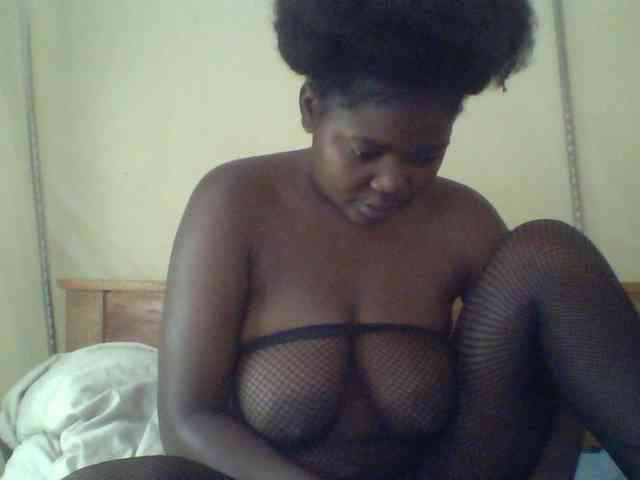 Cute-Divah webcam