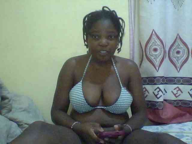 Cute-Divah webcam