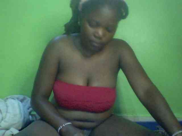 Cute-Divah webcam
