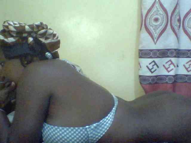 Cute-Divah webcam