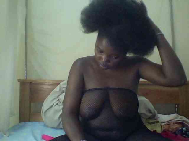 Cute-Divah webcam