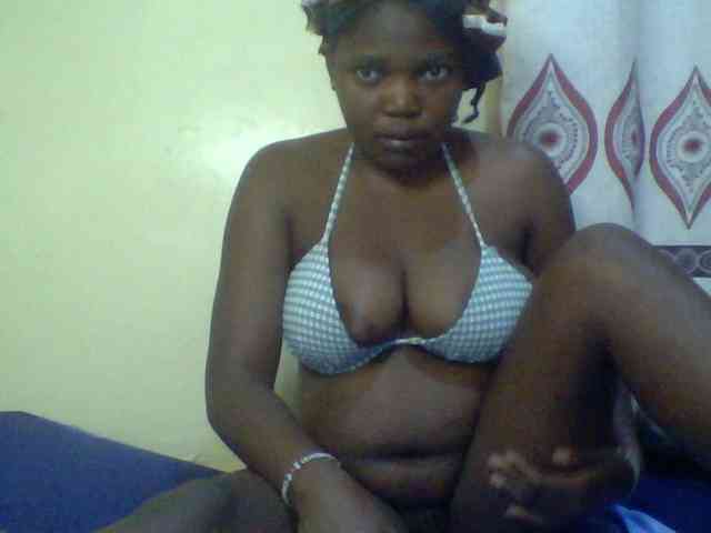 Cute-Divah webcam