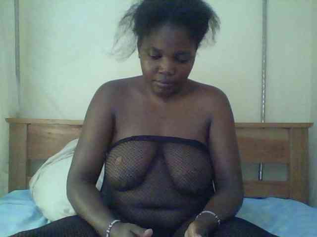 Cute-Divah webcam