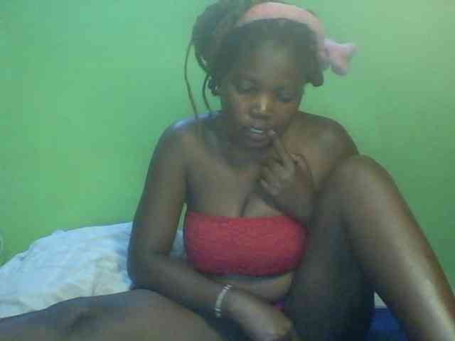 Cute-Divah webcam