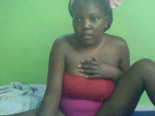 Cute-Divah webcam