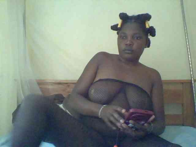 Cute-Divah webcam
