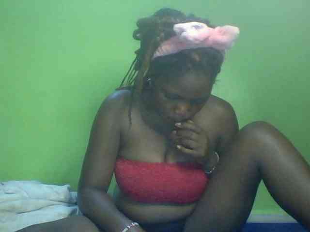 Cute-Divah webcam