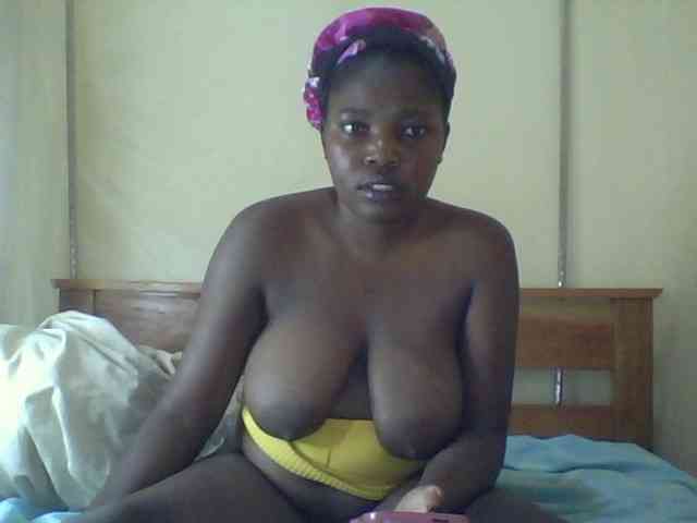 Cute-Divah webcam