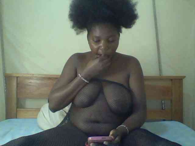 Cute-Divah webcam