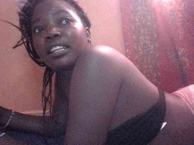 Cute-Divah webcam