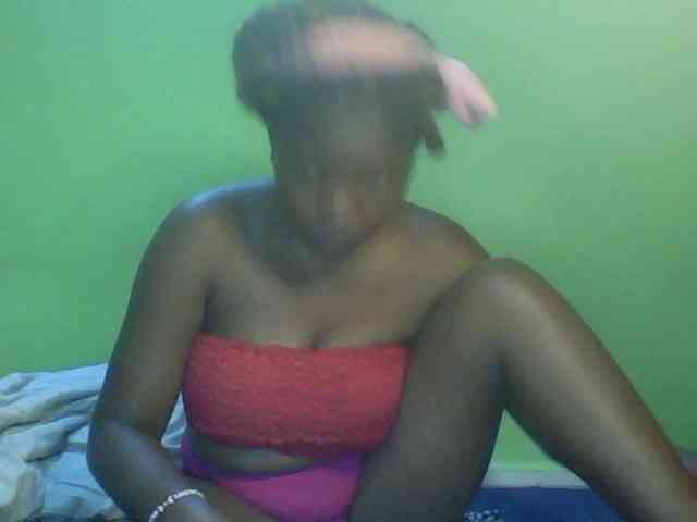 Cute-Divah webcam