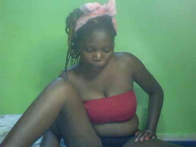 Cute-Divah webcam