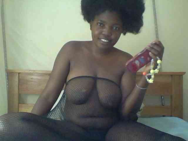Cute-Divah webcam