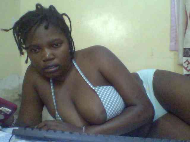 Cute-Divah webcam