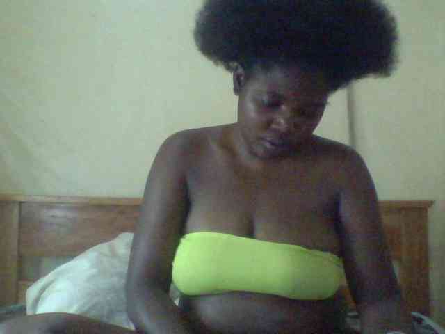 Cute-Divah webcam