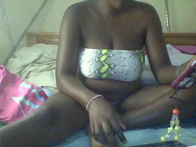 Cute-Divah webcam