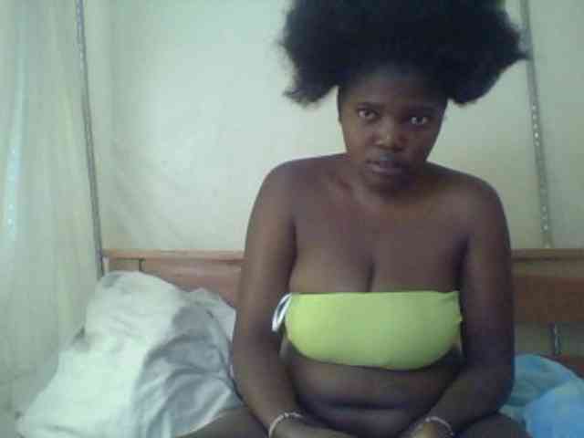 Cute-Divah webcam