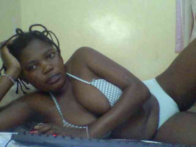 Cute-Divah webcam