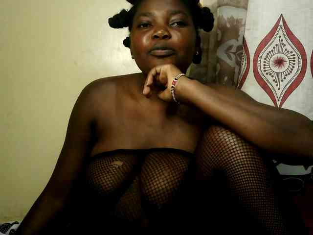 Cute-Divah webcam