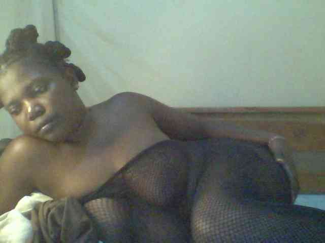 Cute-Divah webcam