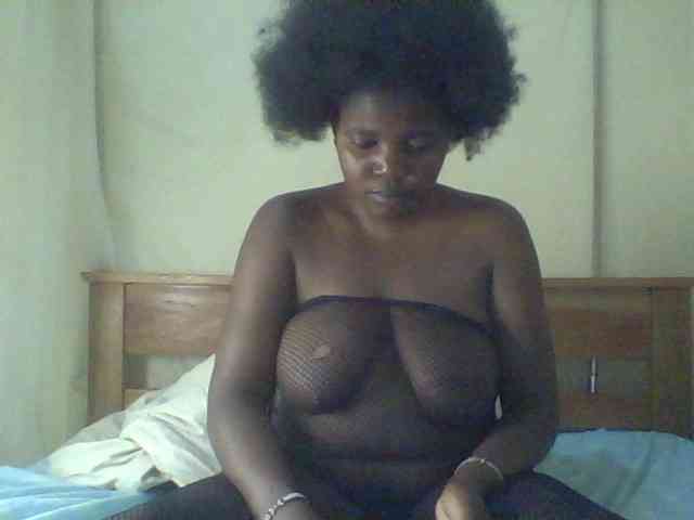Cute-Divah webcam