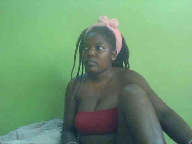 Cute-Divah webcam
