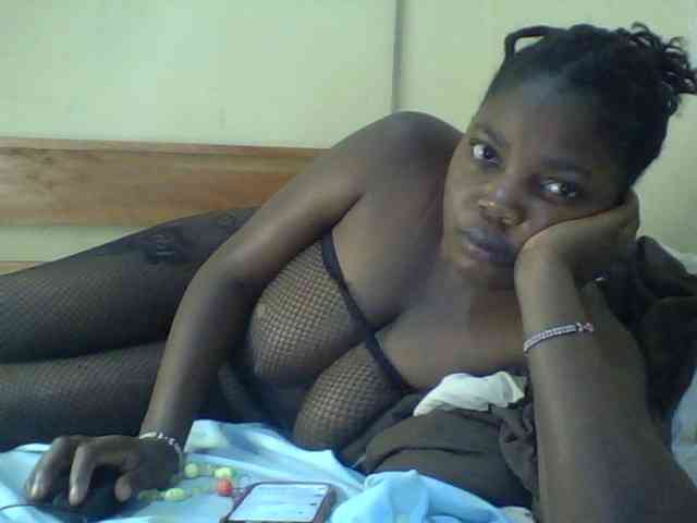 Cute-Divah webcam